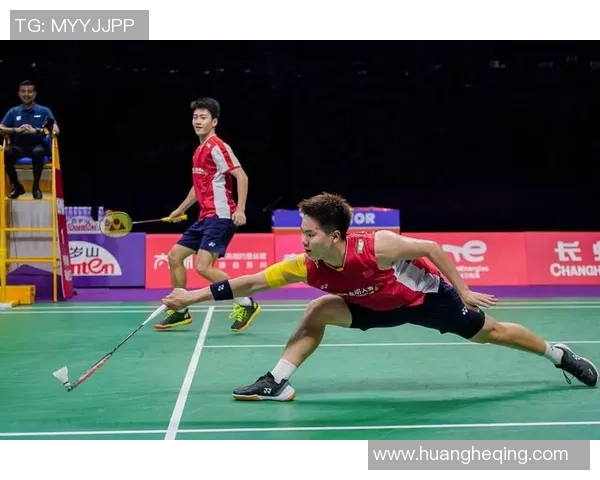 杭州羽毛球队在冠军赛中的技术表现分析与精彩瞬间回顾